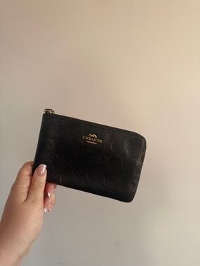 Coach Black Embossed Leather Zip Card Case with Gold Logo